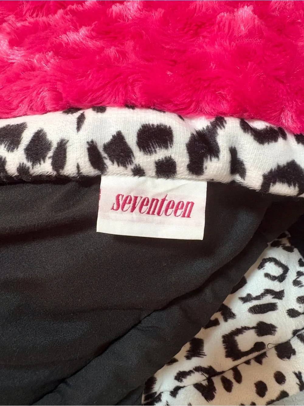 SEVENTEEN KIDS COMFORTER SET